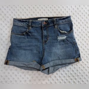 Bullhead super stretch shorts